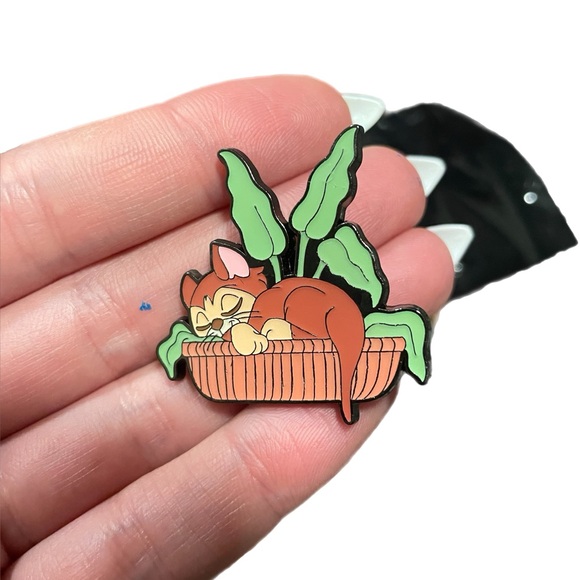 Other - Disney Cats and Dogs Mystery Enamel Pin Dina